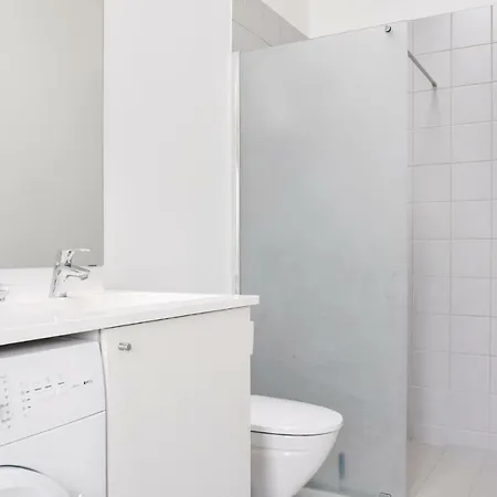 펜션 Tranekaer Xxx *